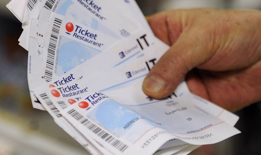 Copertina: Buoni pasto negati agli infermieri turnisti: la Corte ribalta tutto e