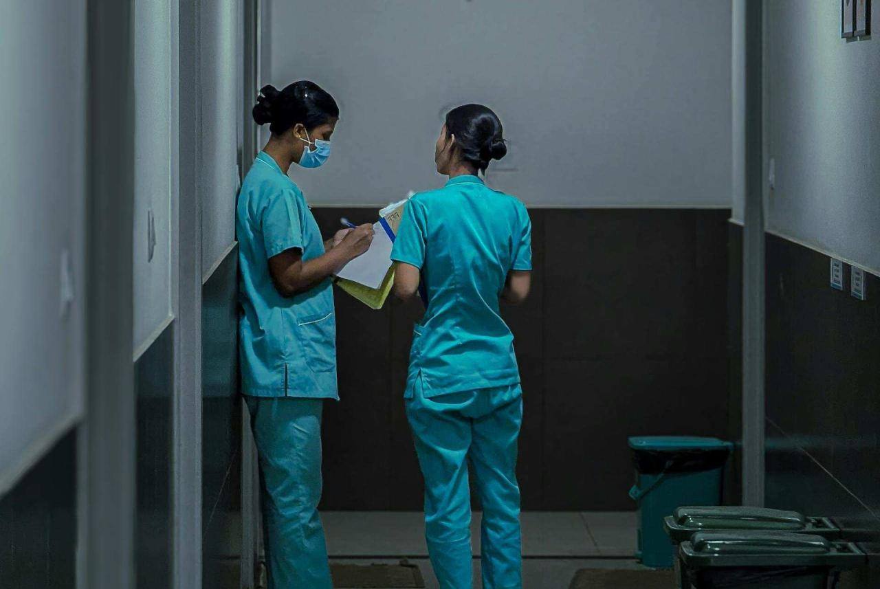 Copertina: La sentinella sulle mura: l'infermiere tra sorveglianza clinica